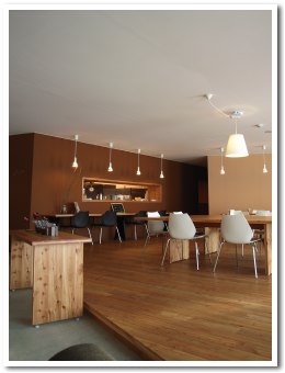 R1062599.jpg